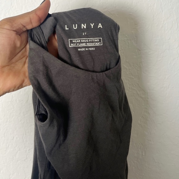 Lunya Organic Pima Mini Romper 2T - Picture 6 of 8